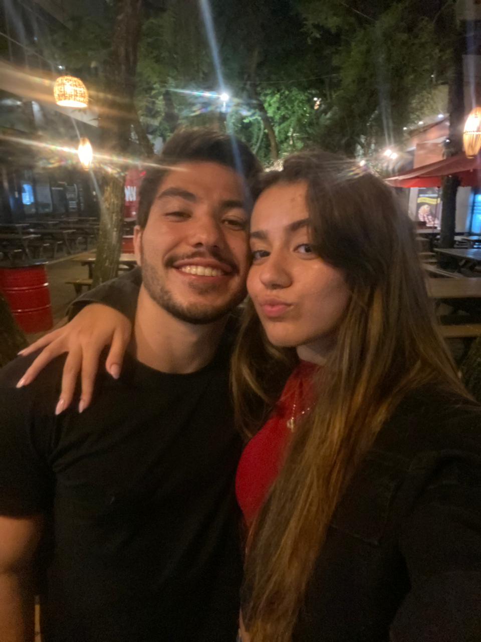Nosso primeiro namoro